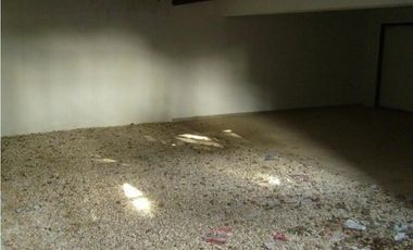 Hermoso Triplex de tres plantas con jardín privado y parrilla!
