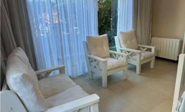 DEPARTAMENTO TRIPLEX ALQUILER temporada con jardín privado y parrilla!