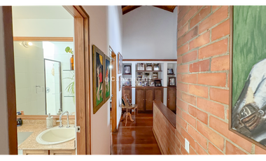 Venta de Casa en Unidad Cerrada El Poblado