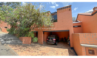 Venta de Casa en Unidad Cerrada El Poblado