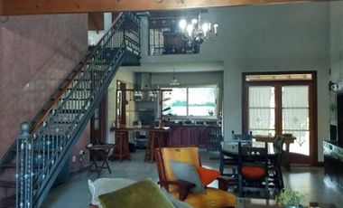 Chalet PH en venta en Parque Leloir