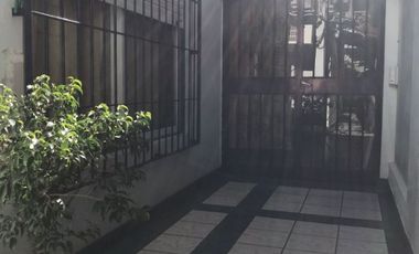 Casa en venta en Moron Centro