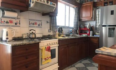 Casa en venta en Moron Centro