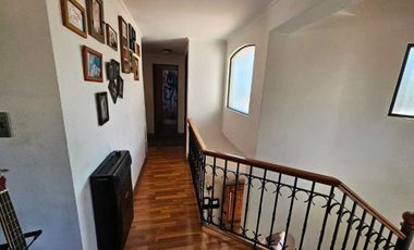 Casa en venta en LA REINA