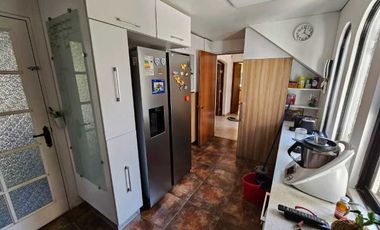 Casa en venta en LA REINA