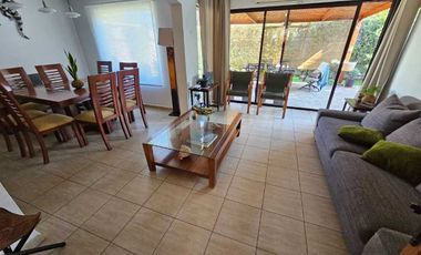 Casa en venta en LA REINA