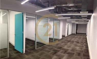 Arriendo Local 193 m2 7 Oficinas mas Planta Libre