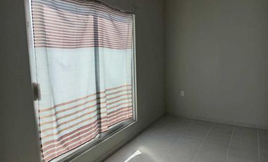 Casa DE DOS NIVELES en renta en Col. Flores Magón. BOCA DEL RÍO, VERACRUZ