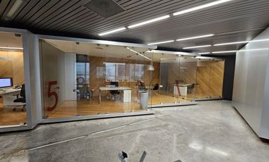 Oficina en torre corporativa