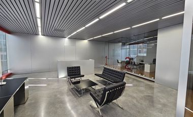 Oficina en torre corporativa