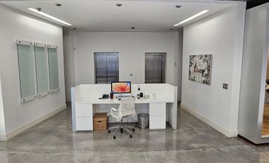Oficina en torre corporativa