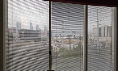 Oficina en torre corporativa