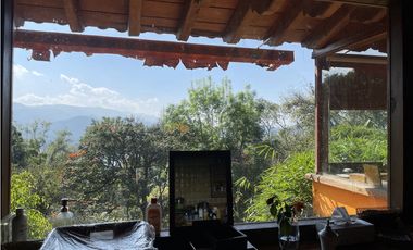CV CASA VALLESANA CON HERMOSAS VISTAS, CALLE DELICIAS (ML)