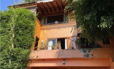 CV CASA VALLESANA CON HERMOSAS VISTAS, CALLE DELICIAS (ML)