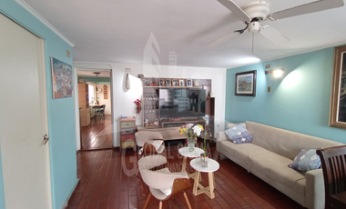 Se vende casa esquina 1 piso. Lo Prado