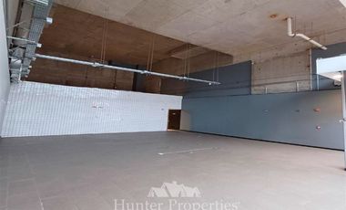 Local Comercial en Arriendo en Irarrazaval / Bustamante . Metro Irarrazaval