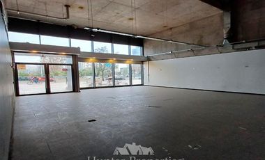 Local Comercial en Arriendo en Irarrazaval / Bustamante . Metro Irarrazaval