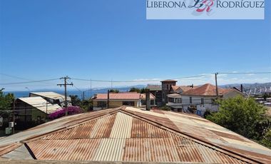 Casa en Venta en Casona esquina en Cerro Jiménez