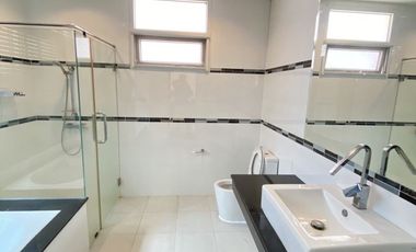 Detached House for Rent near Assumption College Sriracha