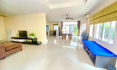 Detached House for Rent near Assumption College Sriracha