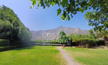 Hermosa casa en un entorno privilegiado