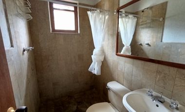 FINCA EN ARRIENDO UBICADA EN RIONEGRO SECTOR ROTONDA SAJONIA