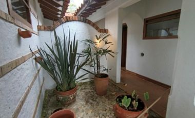 FINCA EN ARRIENDO UBICADA EN RIONEGRO SECTOR ROTONDA SAJONIA