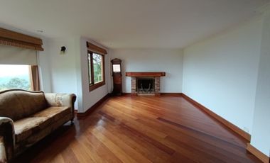 FINCA EN ARRIENDO UBICADA EN RIONEGRO SECTOR ROTONDA SAJONIA