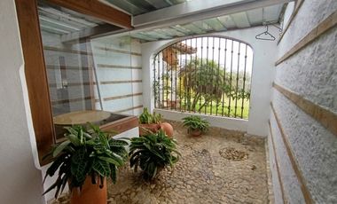 FINCA EN ARRIENDO UBICADA EN RIONEGRO SECTOR ROTONDA SAJONIA
