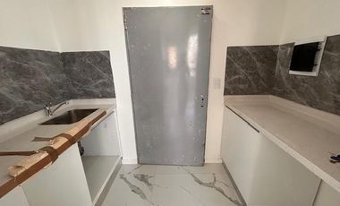 Departamento en Lomas de Zamora Oeste amenities,  4 ambientes a estrenar con cochera