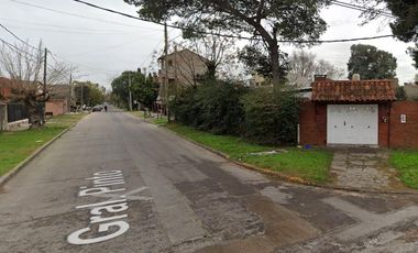 Casa en venta - 3 Dormitorios 1 Baño - 509Mts2 - Ituzaingó