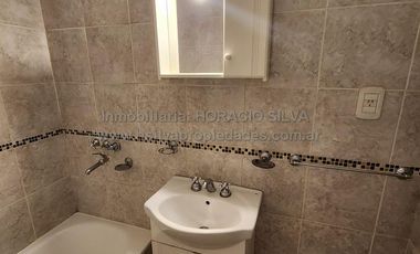 Deptos. 2 Amb. al Frente - Excelente Zona Comercial / Lanus Oeste