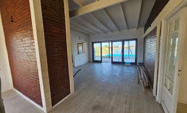 Casa en venta en San Sebastian, area 8