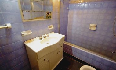 EN VENTA DOS CASAS SOBRE UN LOTE QUILMES OESTE