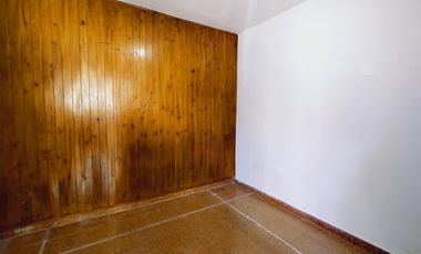 EN VENTA DOS CASAS SOBRE UN LOTE QUILMES OESTE