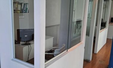 Gorostiaga 2300 - Excelente Oficina en Dúplex con Cochera Fija y Cubierta - Seguridad 24hs