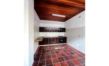 CASA BARRIO ALTICO