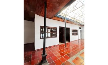 CASA BARRIO ALTICO