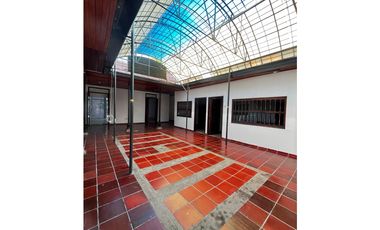 CASA BARRIO ALTICO