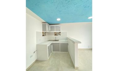 SE ARRIENDA APARTAMENTO SEGUNDO PISO BARRIO BOSQUES DE MARACAIBO