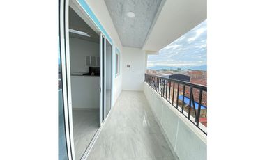 SE ARRIENDA APARTAMENTO TERCER PISO BARRIO BOSQUES DE MARACAIBO.