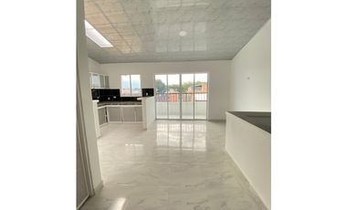 SE ARRIENDA APARTAMENTO TERCER PISO BARRIO BOSQUES DE MARACAIBO.