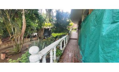 Venta de casalote de 2500 M2 en 650 mill en Mesitas del Colegio Cund