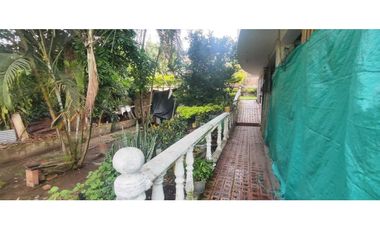 Venta de casalote de 2500 M2 en 650 mill en Mesitas del Colegio Cund