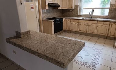 CASA EN RENTA AMUEBLADA FRACCIONAMIENTO  SAN ALBERTO  SALTILLO COAHUILA