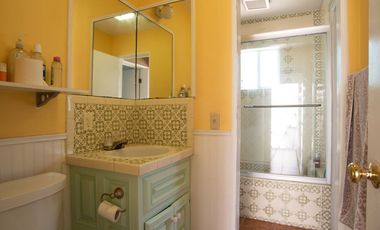 ¡Casa frente al mar con playa de arena por menos de $700 000!