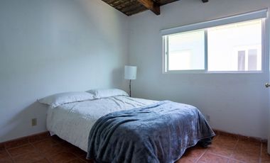 ¡Casa frente al mar con playa de arena por menos de $700 000!