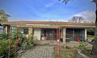 Hermosa Residencia Estilo Mexicano en Privada en Ahuatlán