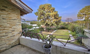 Hermosa Residencia Estilo Mexicano en Privada en Ahuatlán