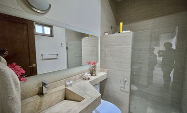 Hermosa Residencia Estilo Mexicano en Privada en Ahuatlán